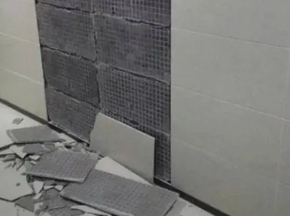 高邑瓷砖空鼓维修公司分享下高邑墙砖松动维修的知识